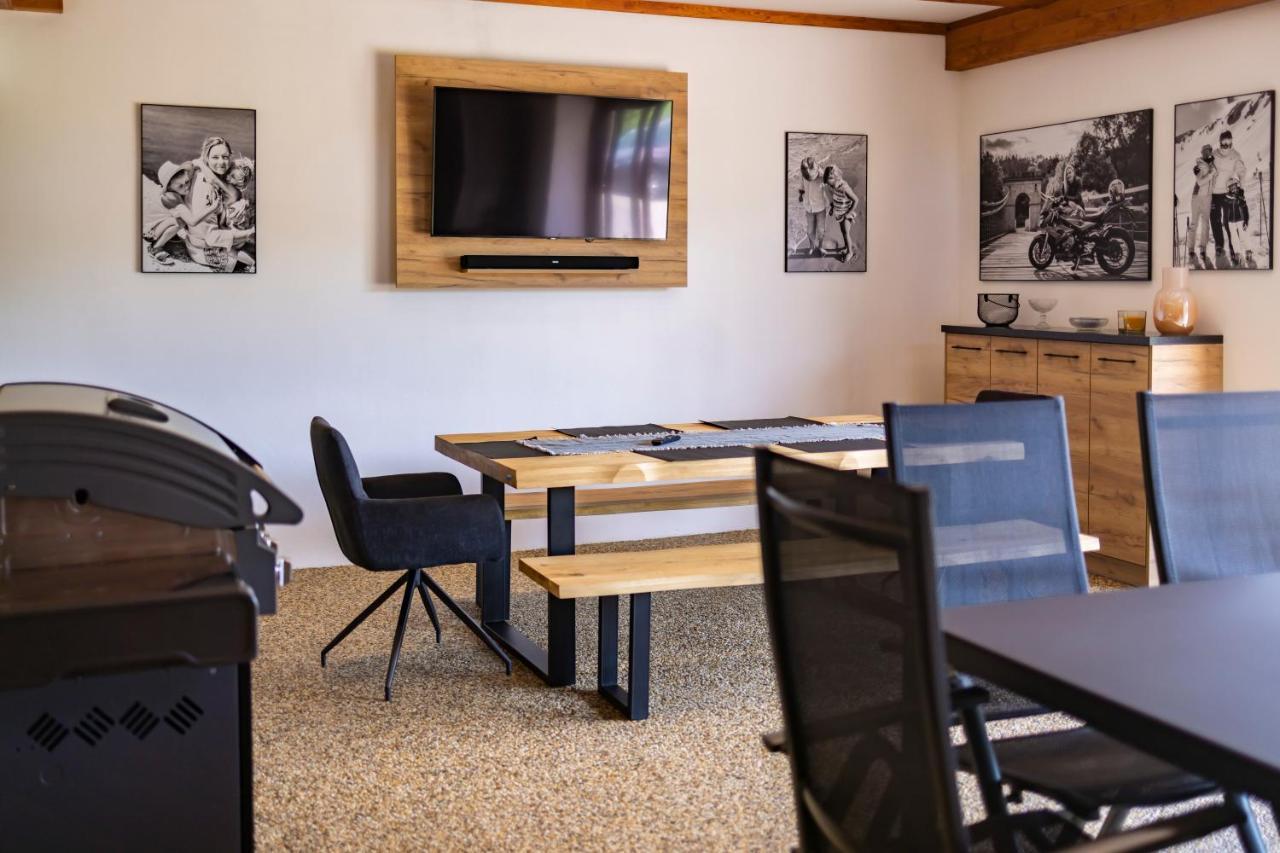 Apartman Dvorce Stráž nad Nežárkou Екстериор снимка
